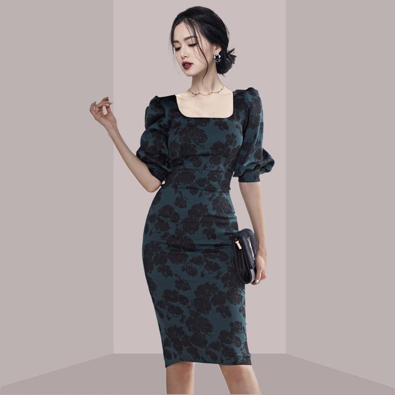 Gaun midi bermotif bunga yang  - Midi Skirt Floral ulasan dan harga