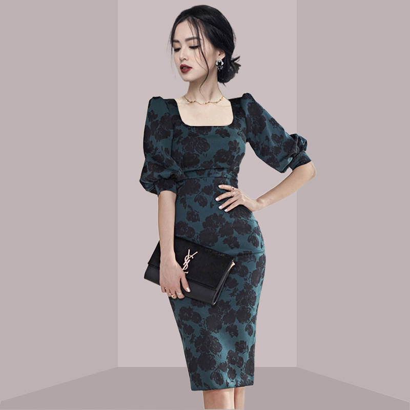 Gaun midi bermotif bunga yang  - Midi Skirt Floral ulasan dan harga